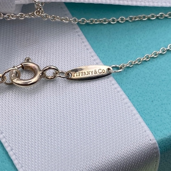 Tiffany & Co .03 Elsa Peretti diamond by the yard 925 silver 16” - Picture 5 of 13